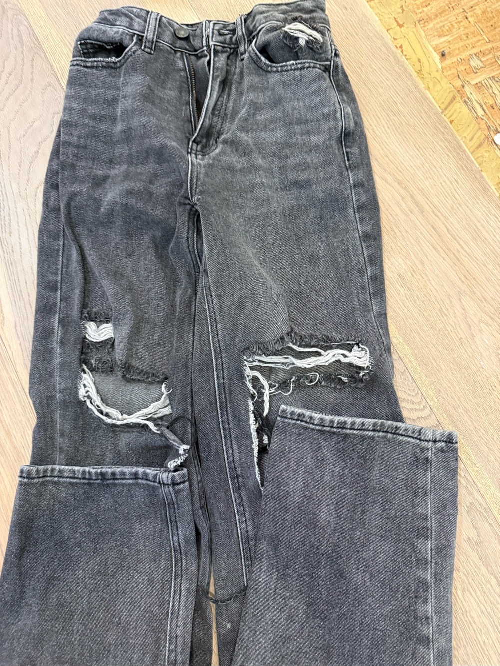 PacSun Distressed Black High-Waist Jeans with Knee Rips